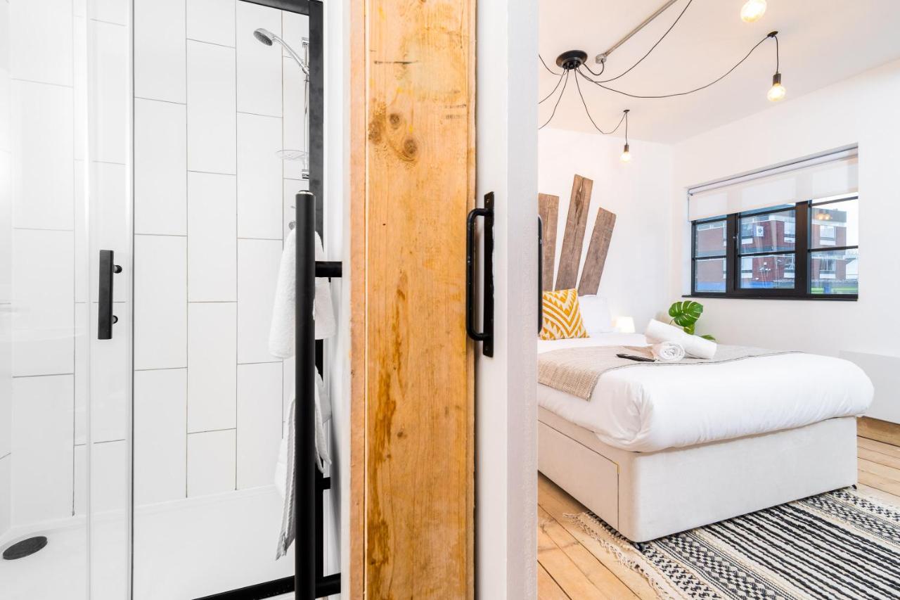 برمنغهام Haus Lofts - Luxury Suite - Parking - Smart Tv - Wifi المظهر الخارجي الصورة